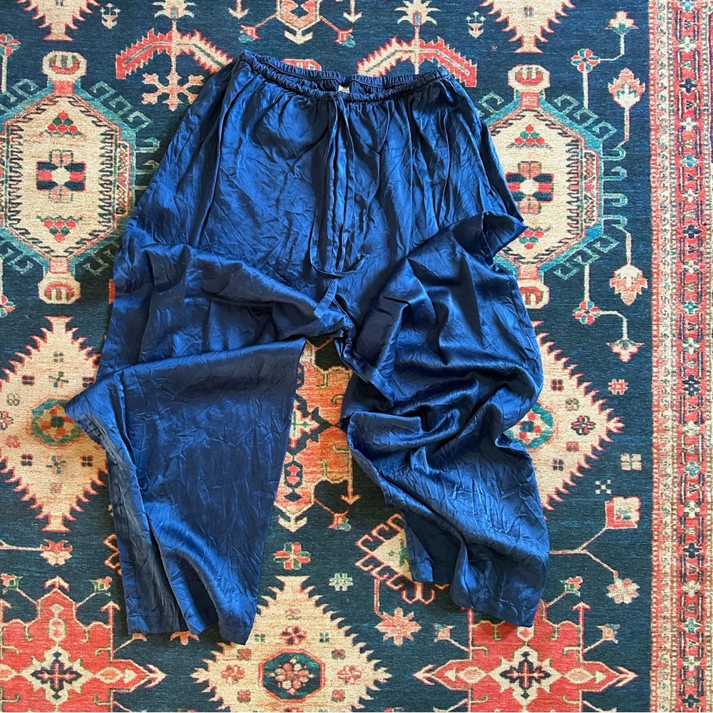 Victoria's Secret Silk Pajamas - Picture 8 of 9